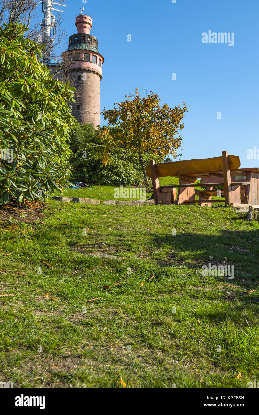 Torre di vedetta sul merkur, montagna del punto di riferimento della città termale di Baden-baden, Germania Foto Stock