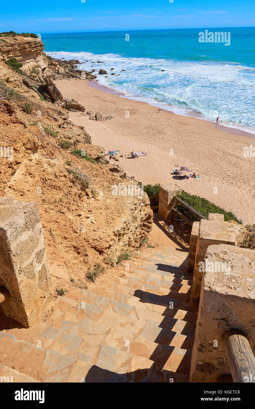 Conil de la frontera. Calas de la Roche, Roche cape, costa de la luz. città bianca, la provincia di Cadiz Cadice. Andalusia Spagna. Foto Stock