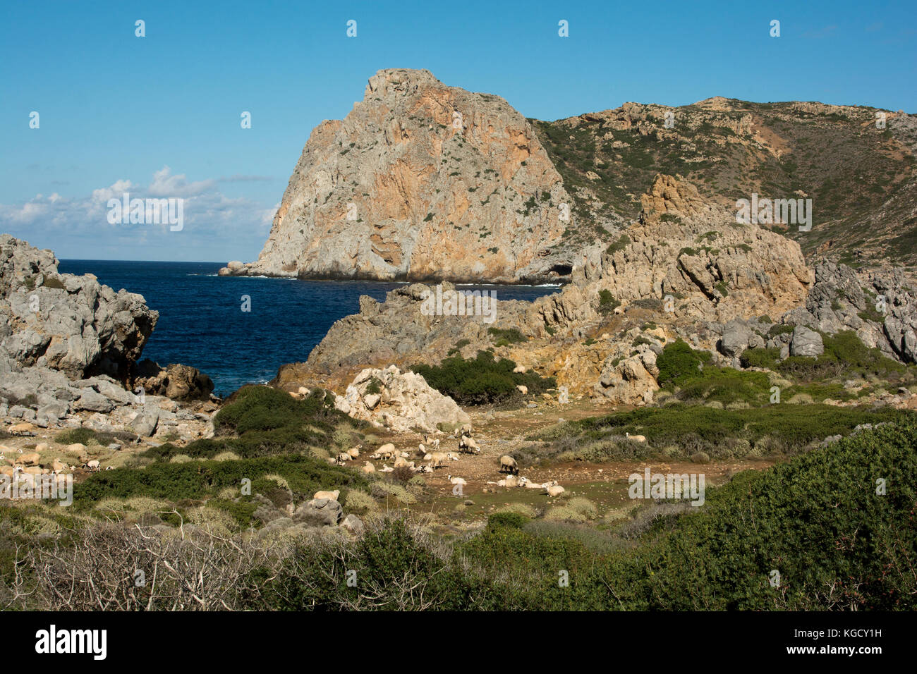 Phalasarna era un porto di età ellenistica e città stato situato sulla costa occidentale di Creta. La maggior parte degli scavi data intorno al 333 A.C. Foto Stock