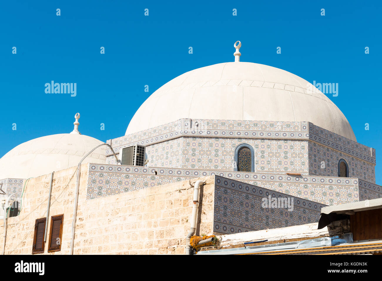 Israele Terra Santa Tel Aviv Jaffa Yofa la moschea Mahmoudiya costruito 1812 comunità musulmana centro la religione del luogo di culto del tetto a cupola di dettaglio Foto Stock