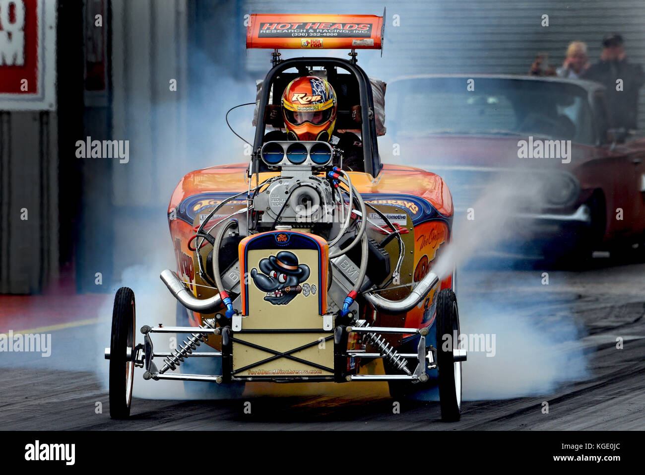 Ron speranza - Rat Trap AA alterata carburante burnout a Santa Pod Raceway Foto Stock