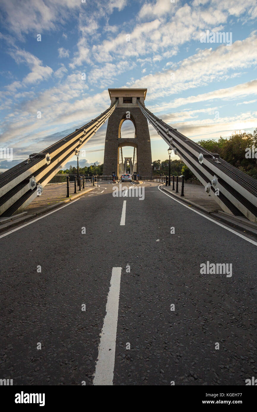 Il ponte sospeso di Clifton in serata Foto Stock