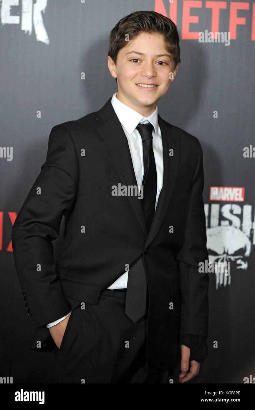 Kobi Frumer partecipa alla serie televisiva Netfilx di "The Punisher" all'AMC Loews il 6 novembre 2017 a New York. Foto Stock