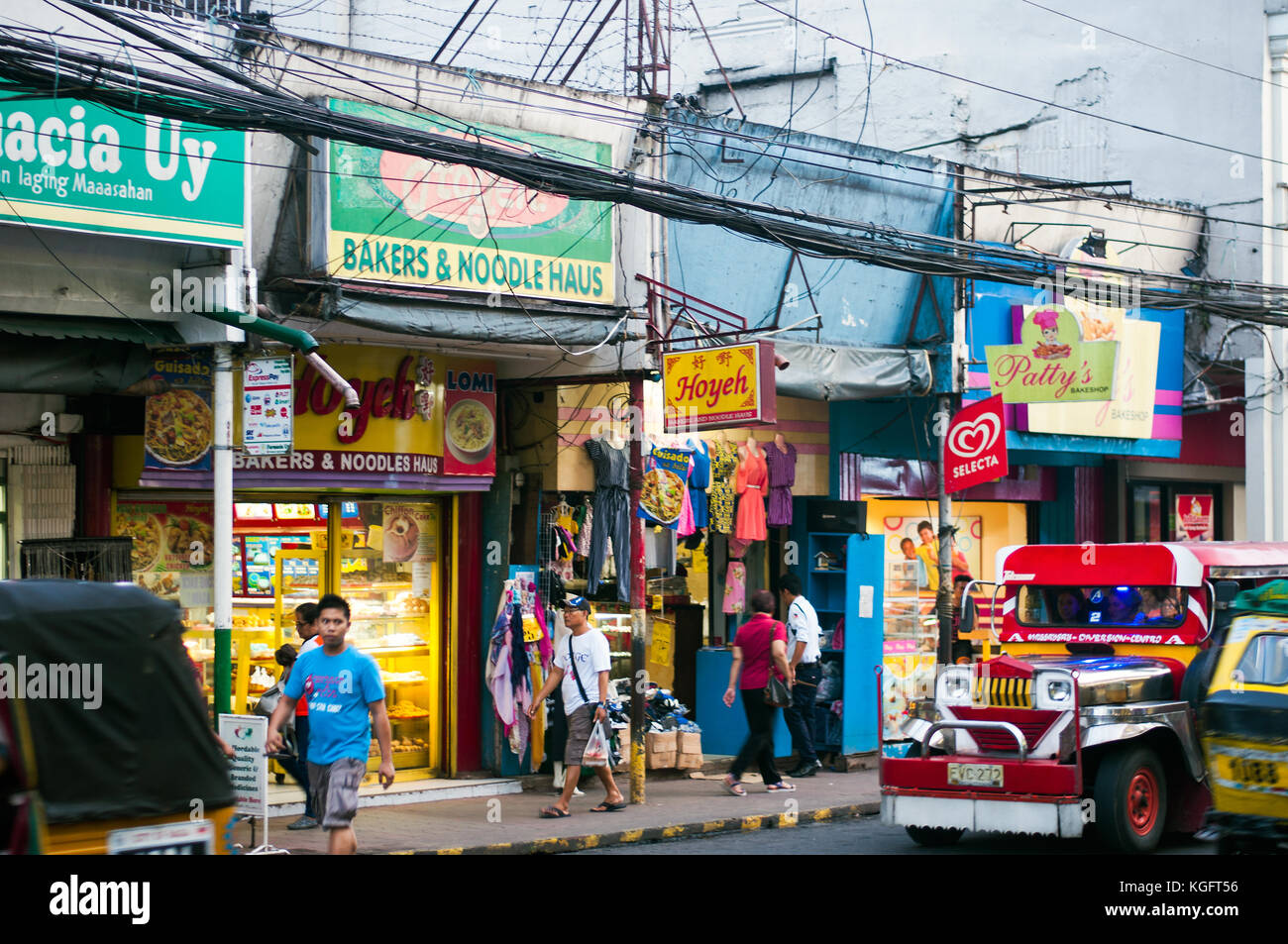 Elias angeles street scene, Naga City, camarines sur, bicol, Filippine Foto Stock