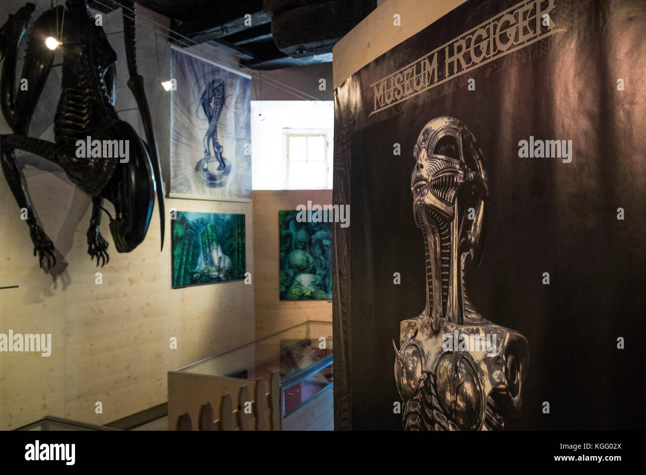 Svizzera,Cantone Friburgo,Gruyeres,centro storico,Museo HR Giger Foto Stock