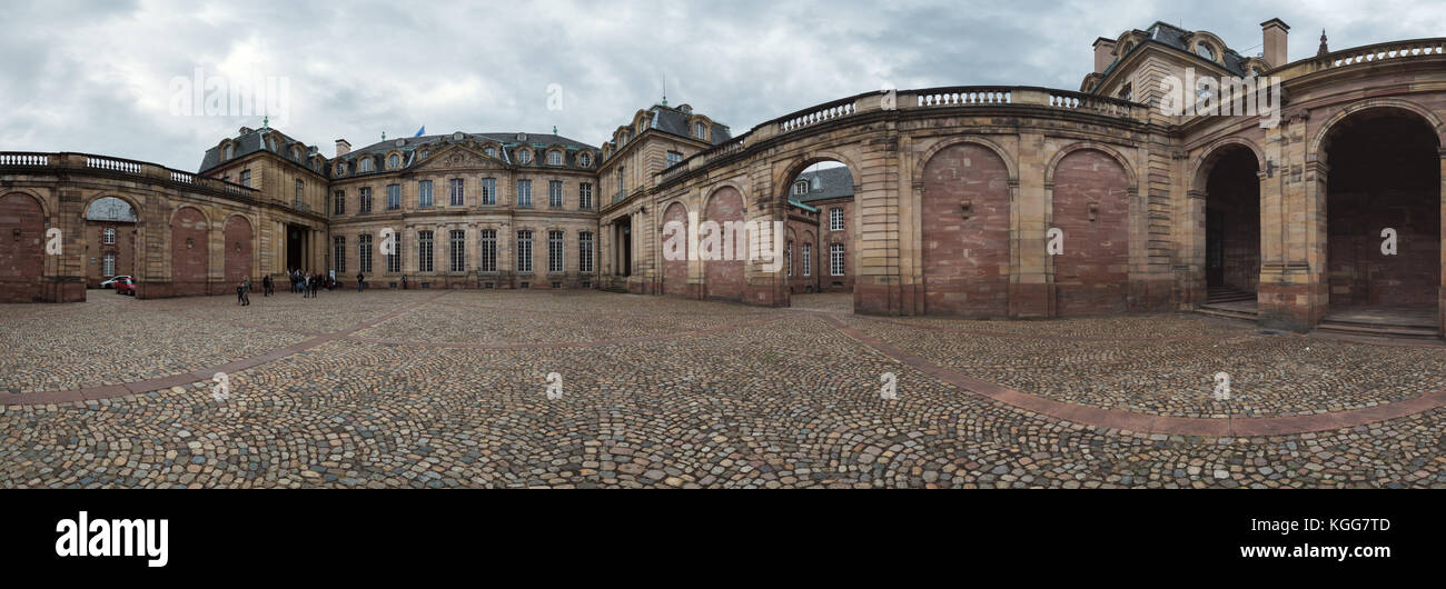 Cortile del Palazzo Rohan a Strasburgo Foto Stock