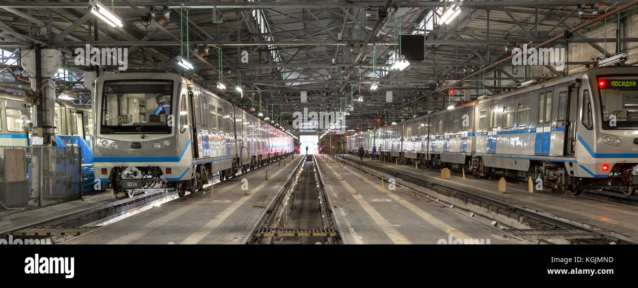 Mosca, Russia - 27 ottobre 2017: metropolitana treno metro depot Krasnaya Presnya Foto Stock