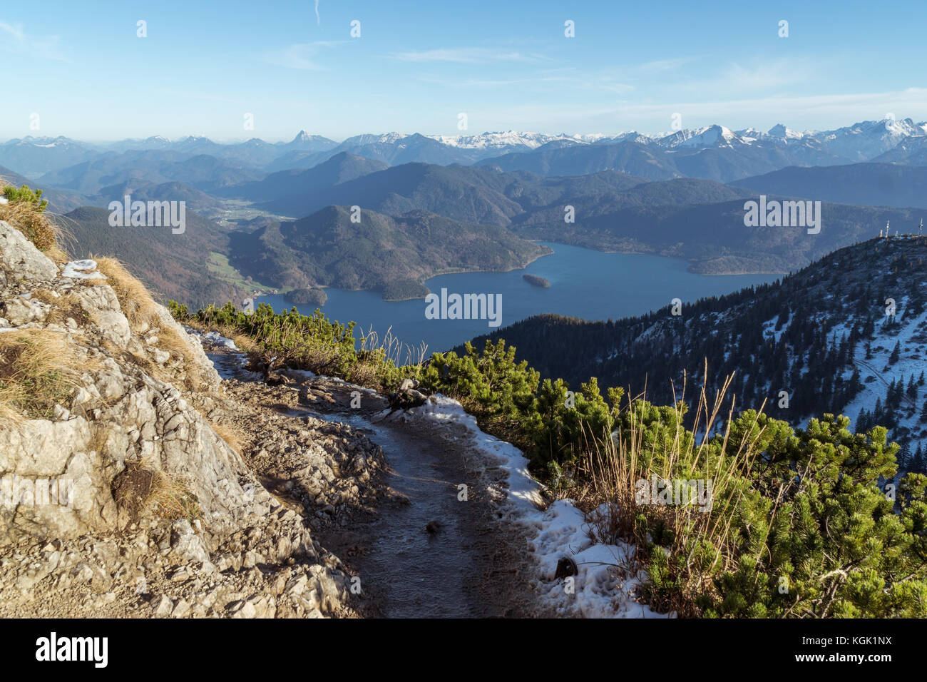Vista panoramica dal herzogstand al kochelsee walchensee e Foto Stock
