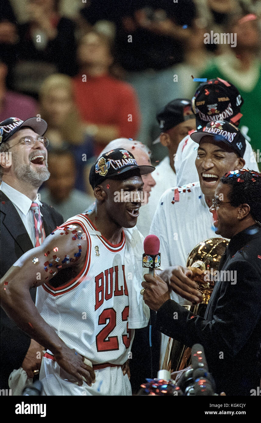 Michael Jordan in lizza per l'NBA Chicago Bulls durante il 1997 finali NBA . Foto Stock