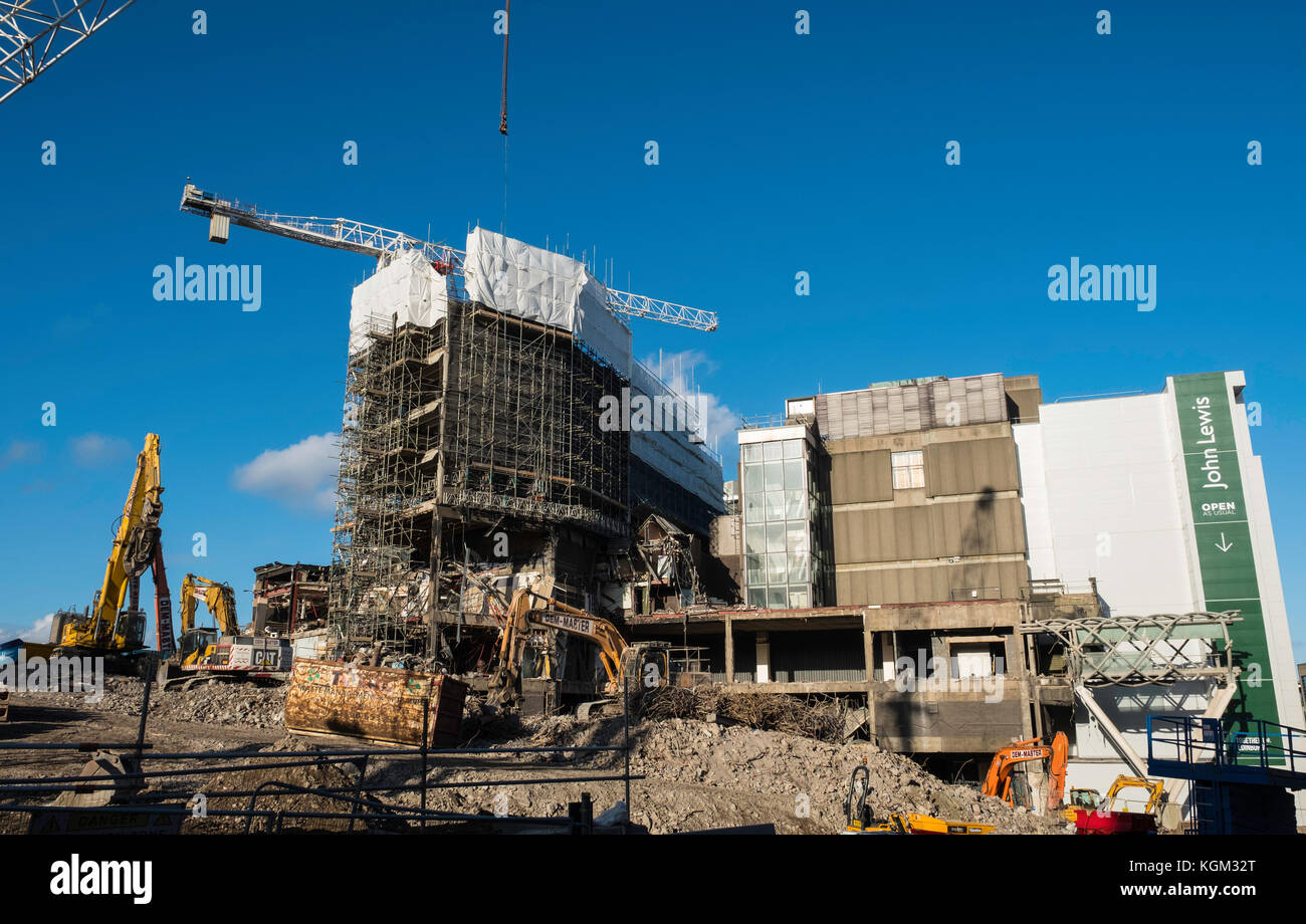 Vista del cantiere dell'ex St James Centre, attualmente in fase di demolizione e ristrutturazione in cima alla Leith Walk di Edimburgo, Scozia, Regno Unito. Foto Stock