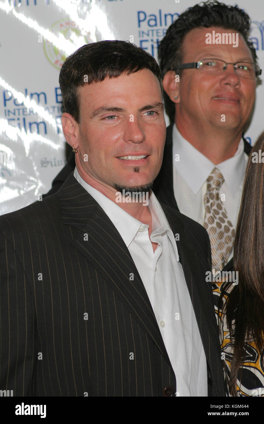 Miami, Fl - 24 Aprile : Robert Matthew Van Winkle - Vanilla Ice 15th Annual Palm Beach International Film Festival'S After-Party At Worthing Place, Delray Beach, Florida - 22 Aprile 2010 Persone: Robert Matthew Van Winkle - Vanilla Ice Transmission Ref: Mnc Hoo-Me.com / Mediapunch Foto Stock