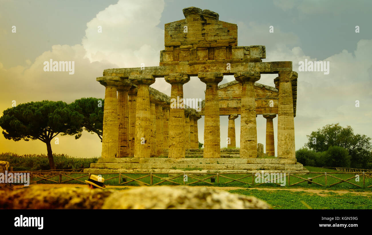 Rovine archeologiche di Paestum, Italia Foto Stock