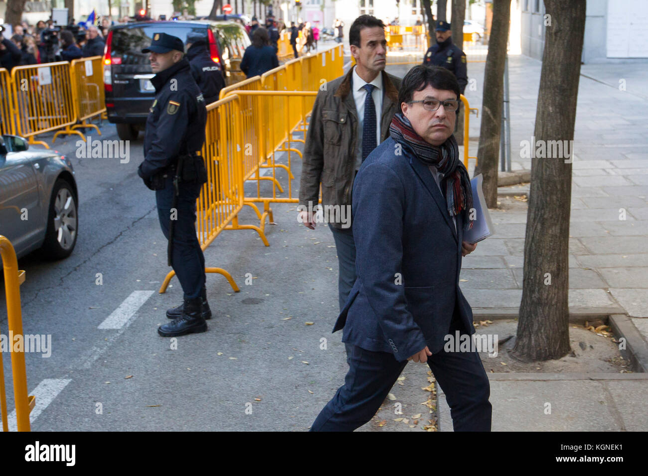 Madrid, Spagna. 9 novembre 2017. Joan Josep Nuet arriva alla Corte Suprema di Madrid, giovedì 9 novembre 2017. Crediti: Gtres Información más Comuniación on line, S.L./Alamy Live News Foto Stock