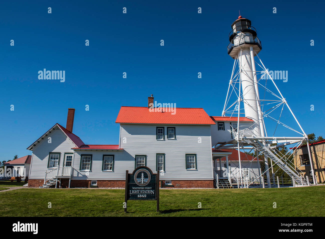Whitefish Point Lighthouse, Grandi Laghi Shipwreck Museum, Michigan da Bruce Montagne/Dembinsky Foto Assoc Foto Stock