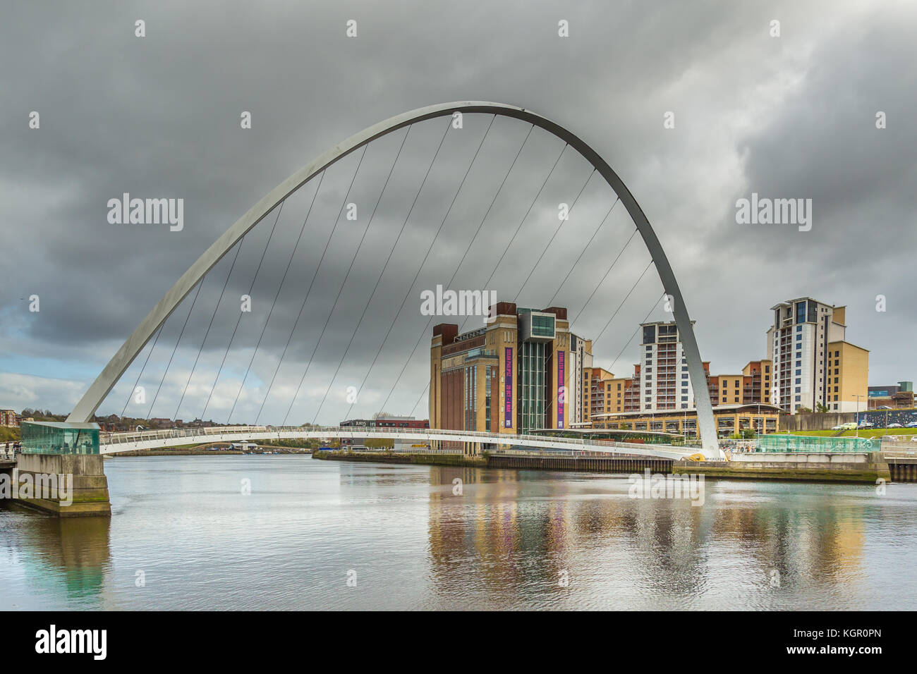 Il Millennium Bridge,Newcastle sul Tyne Foto Stock