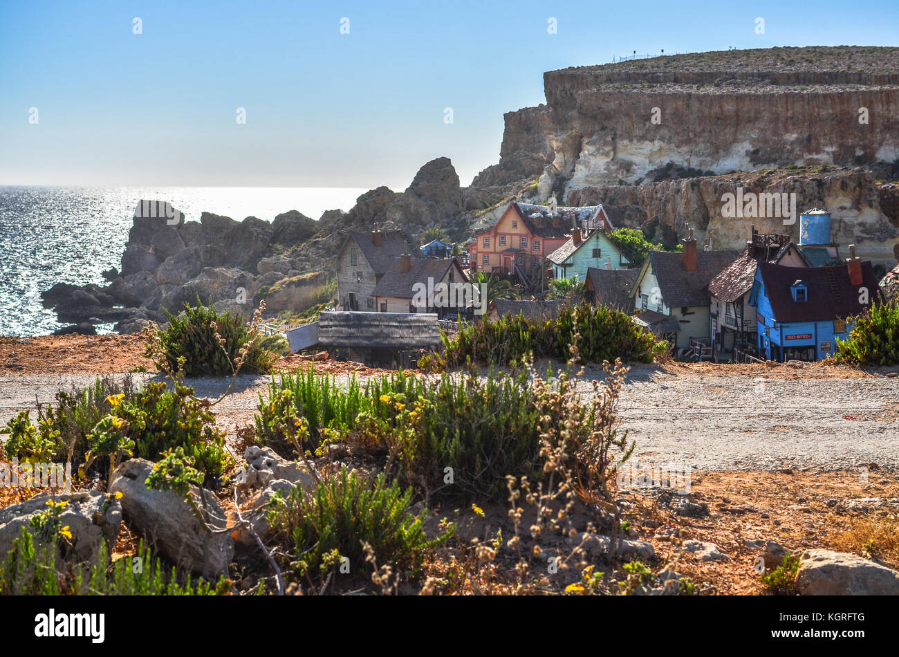 Popeye village dal mare Mediterraneo, Malta Foto Stock