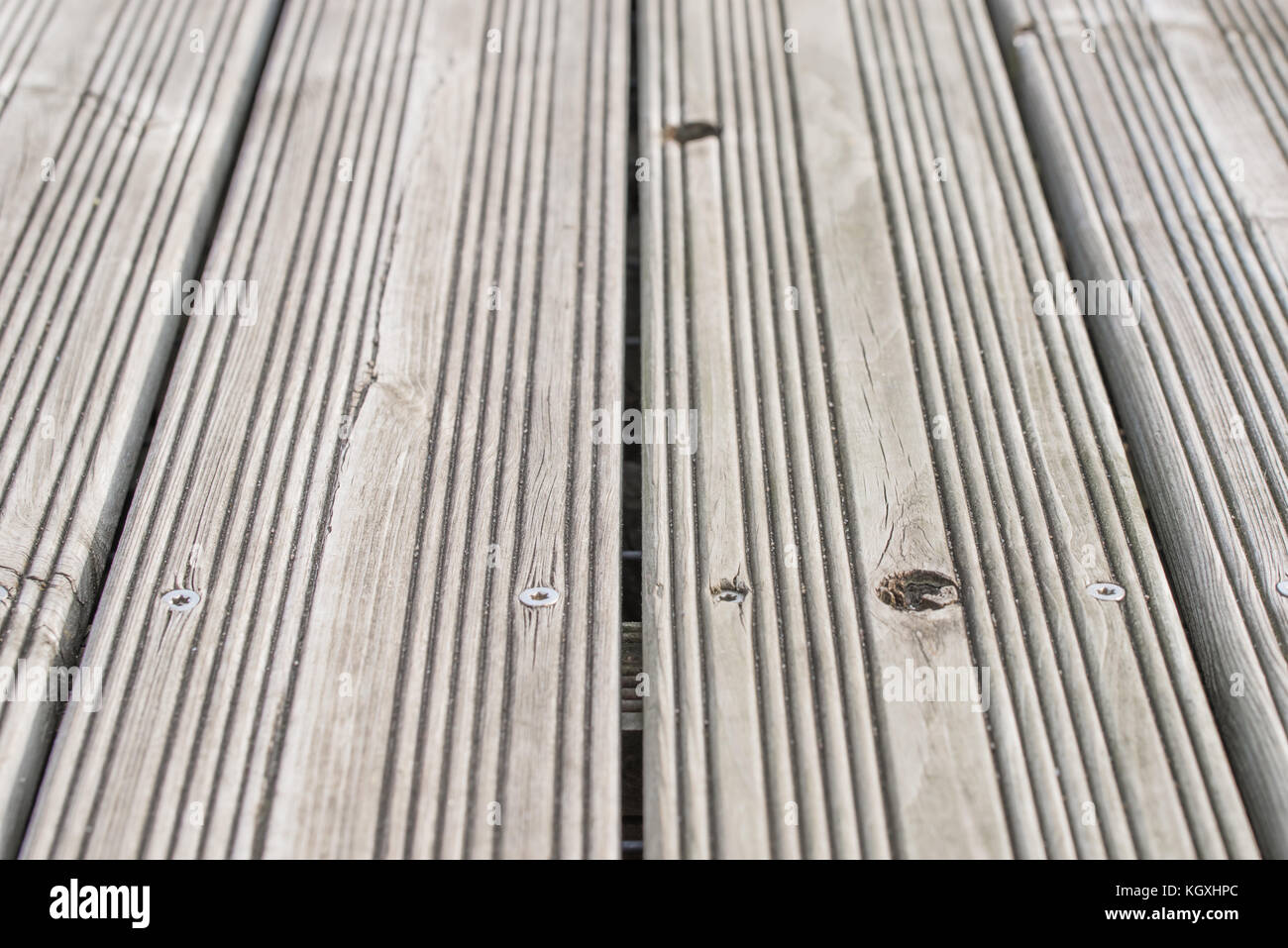 Commissioni di una terrazza in legno Foto Stock