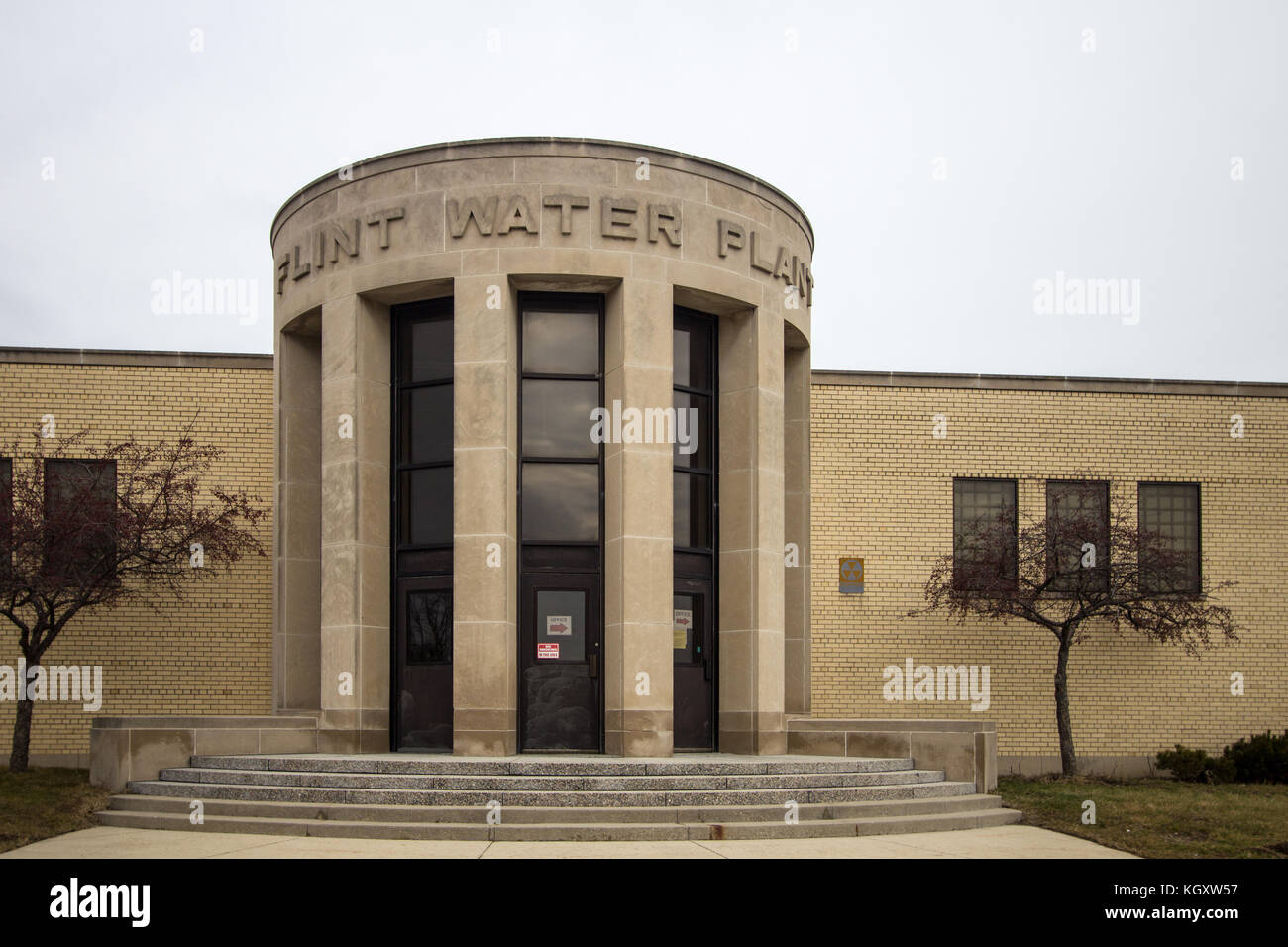 Flint, Michigan, USA - 2 febbraio 2016: Esterno dello stabilimento idrico di Flint Michigan. La crisi dell'acqua di Flint ha fatto notizia a livello nazionale. Foto Stock