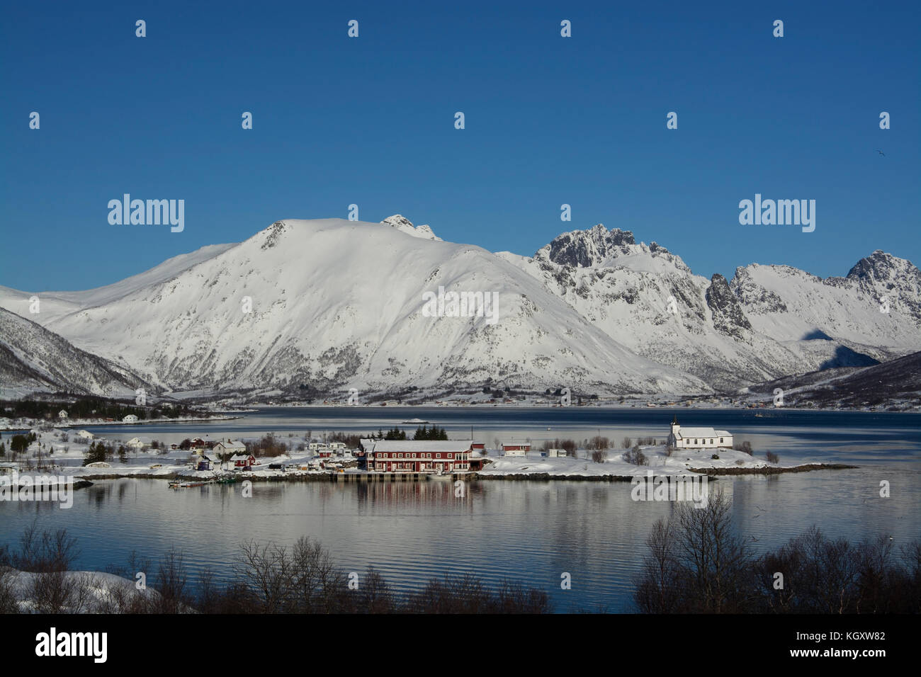 La chiesa sildpollnes laupstad vicino a Lofoten, Norvegia. Foto Stock