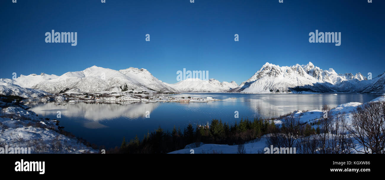 La chiesa sildpollnes laupstad vicino a Lofoten, Norvegia. Foto Stock