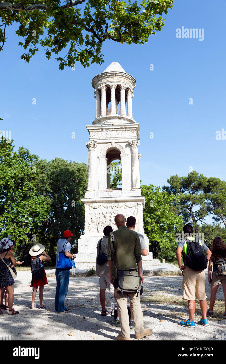 La Francia. BOUCHES-DU-Rhône (13). ALPILLES PARCO REGIONALE. SAINT-REMY DE PROVENCE. GLANUM, sito archeologico romano, il mausoleo del JULII Foto Stock