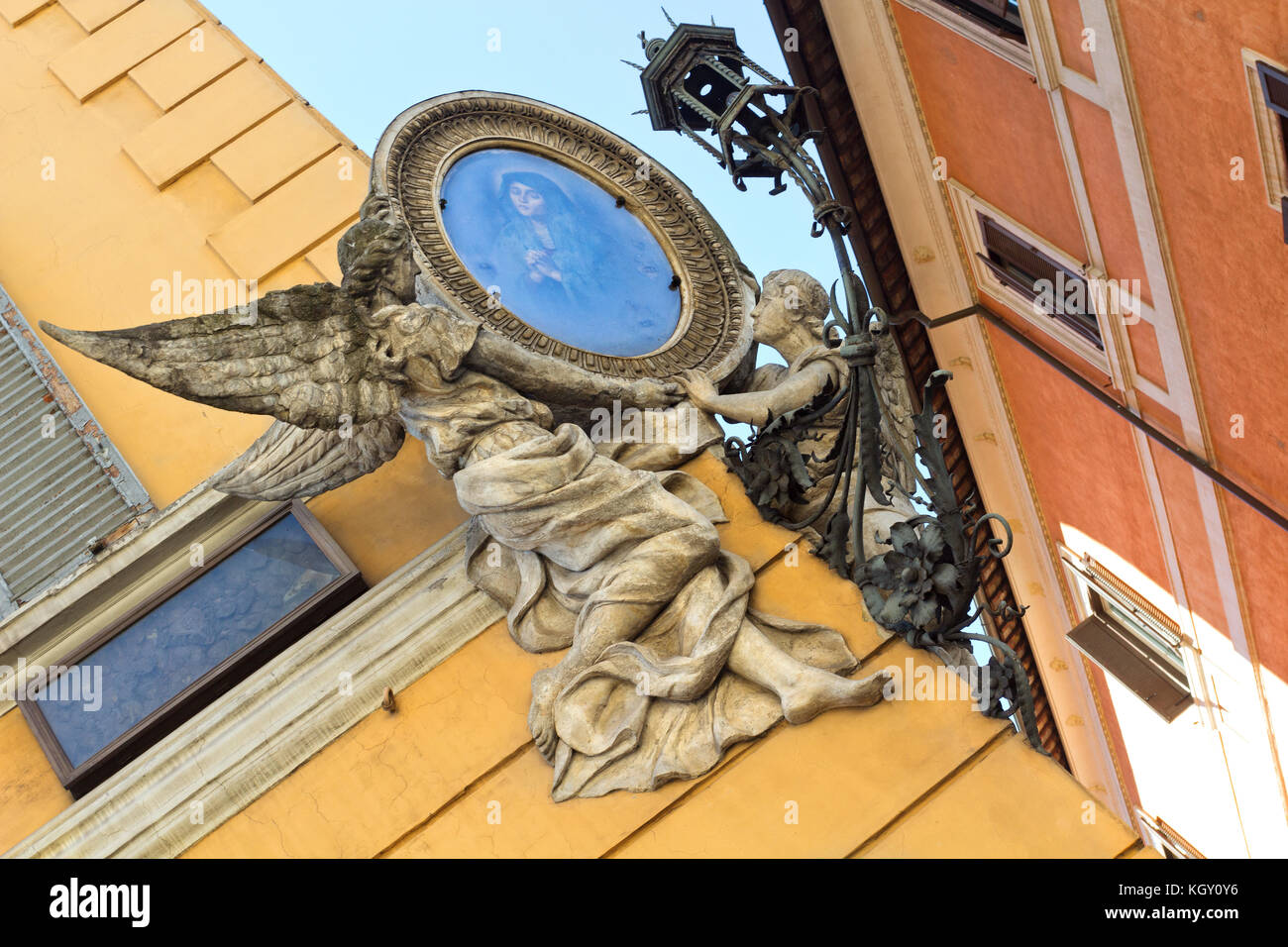 Devozione popolare - Roma, vicino a Santa Maria maggiore Foto Stock