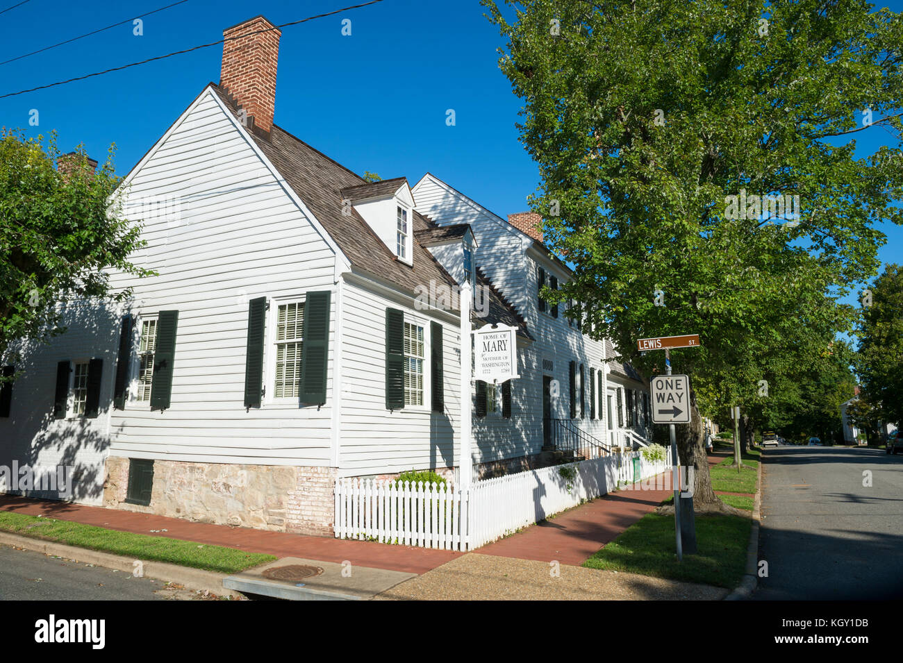 Fredericksburg, Stati Uniti d'America - 09 settembre 2017: storico stile coloniale casa di Maria di Washington (madre di George Washington) nella zona del centro storico. Foto Stock