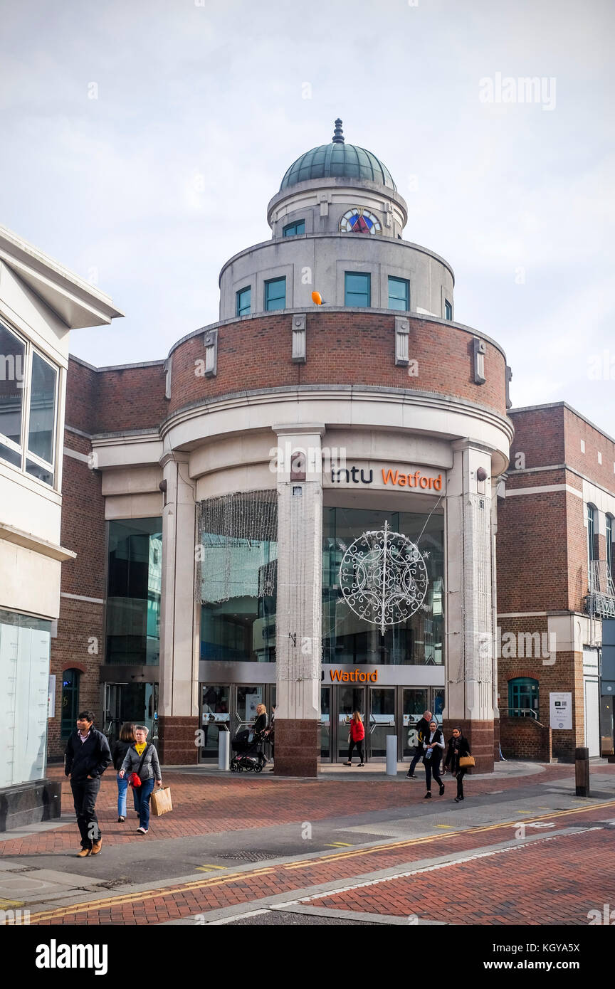 Watford Hertfordshire UK Ottobre 2017 - Il INTU Shopping Centre Foto Stock