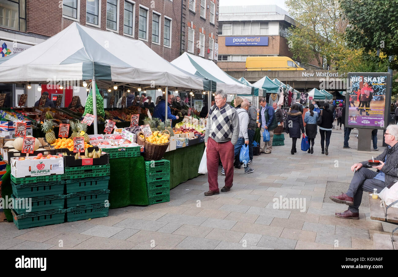 Watford Hertfordshire Regno Unito - il mercato di New Watford Foto Stock