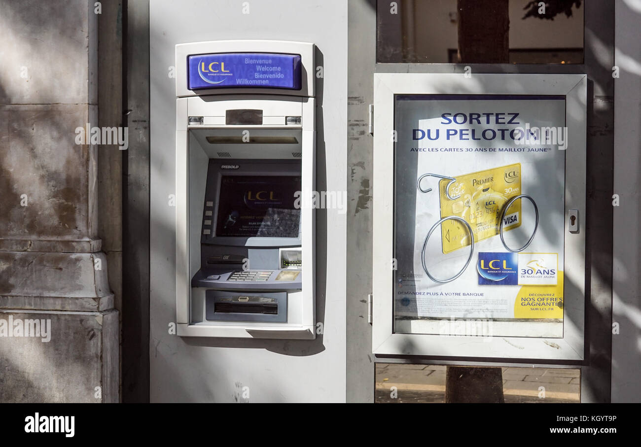 Nizza Francia 15 agosto 2017 : filiale LCL Bank a Nizza, Francia. LCL fa parte del Credit agricole, la seconda banca francese per attività (2010 miliardi di dollari). Foto Stock