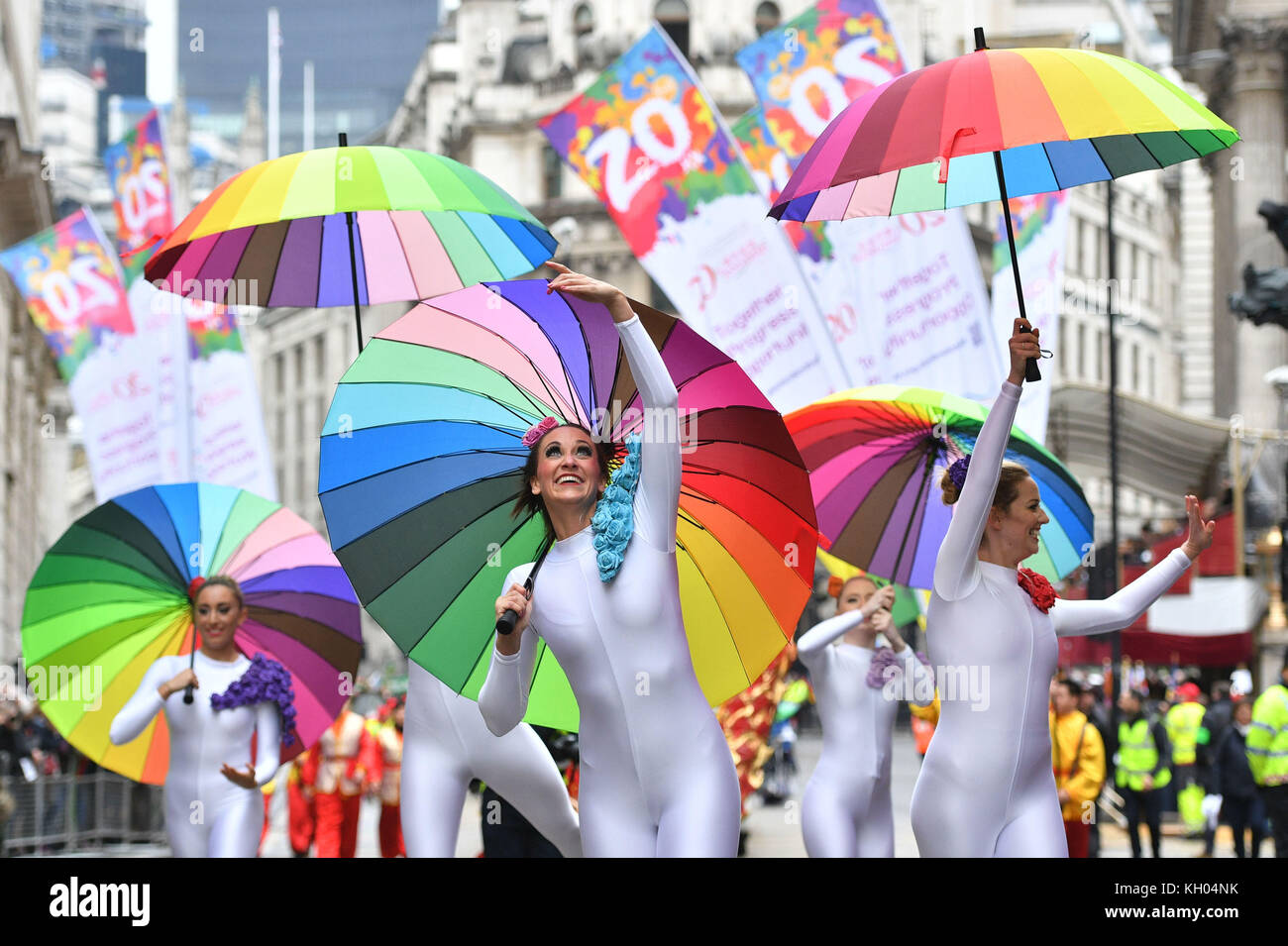 Artisti durante la sfilata del Lord Mayor nella città di Londra. Foto Stock