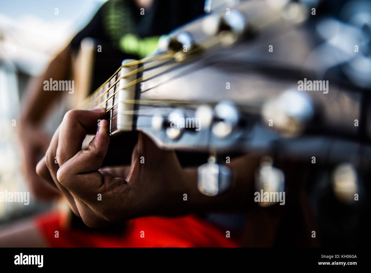 #2 a suonare la chitarra Foto Stock