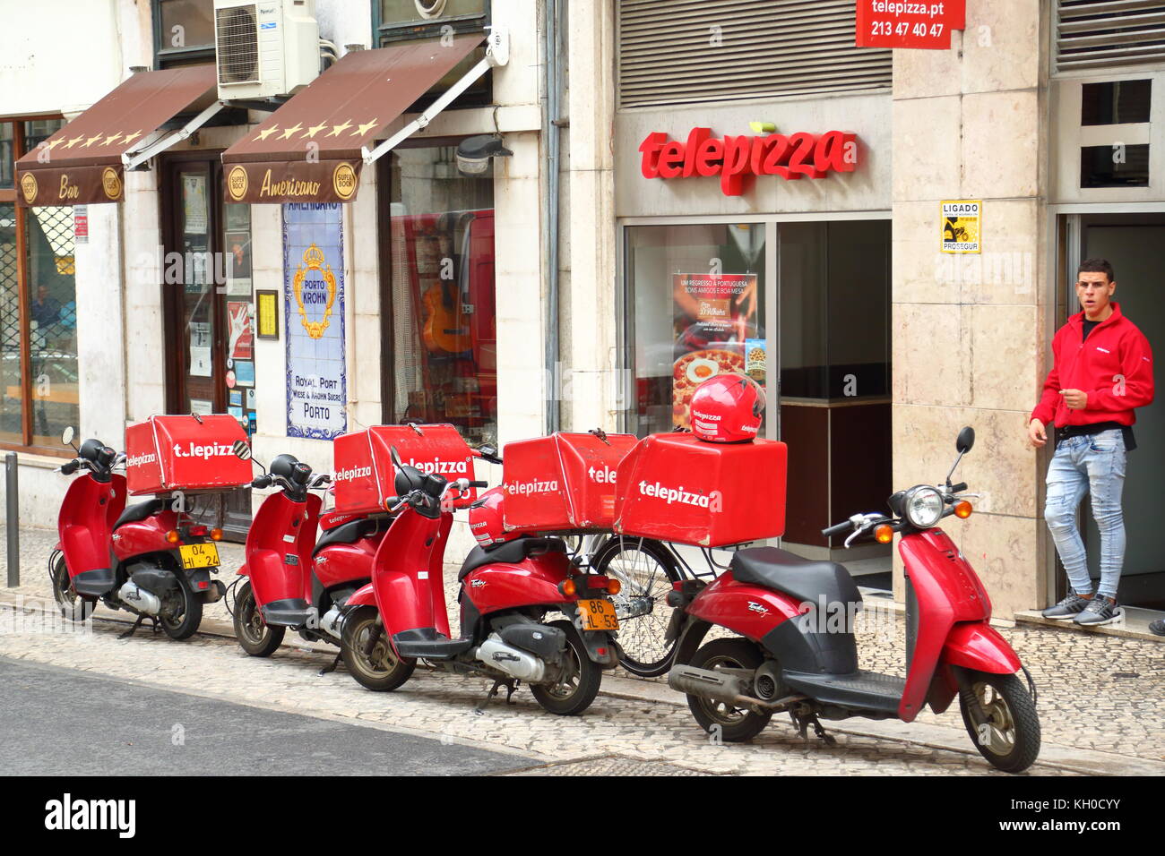 Telepizza servizio di consegna pizza a Lisbona, Portogallo Foto Stock