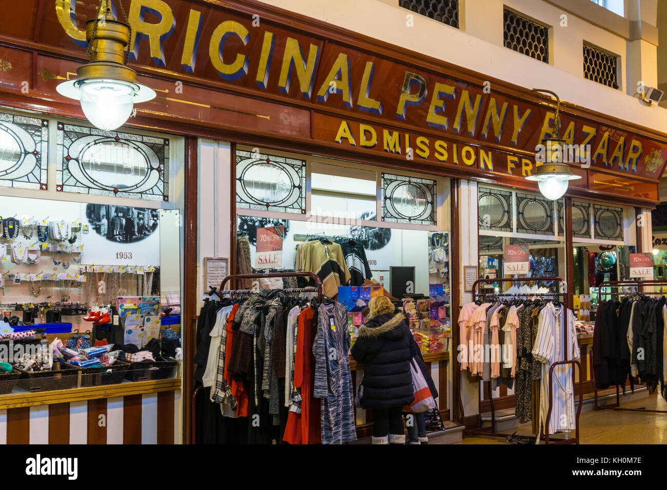Marks e Spencer originale del penny bazaar nel mercato grainger, newcastle upon tyne Foto Stock