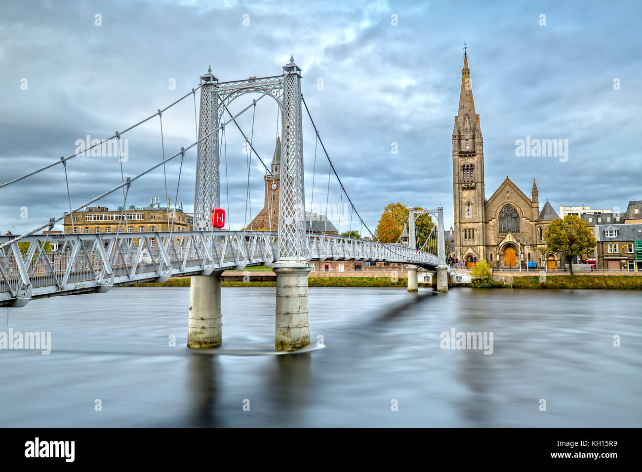 Una lunga esposizione di Greig Street Bridge in Inverness, Scotland Foto Stock