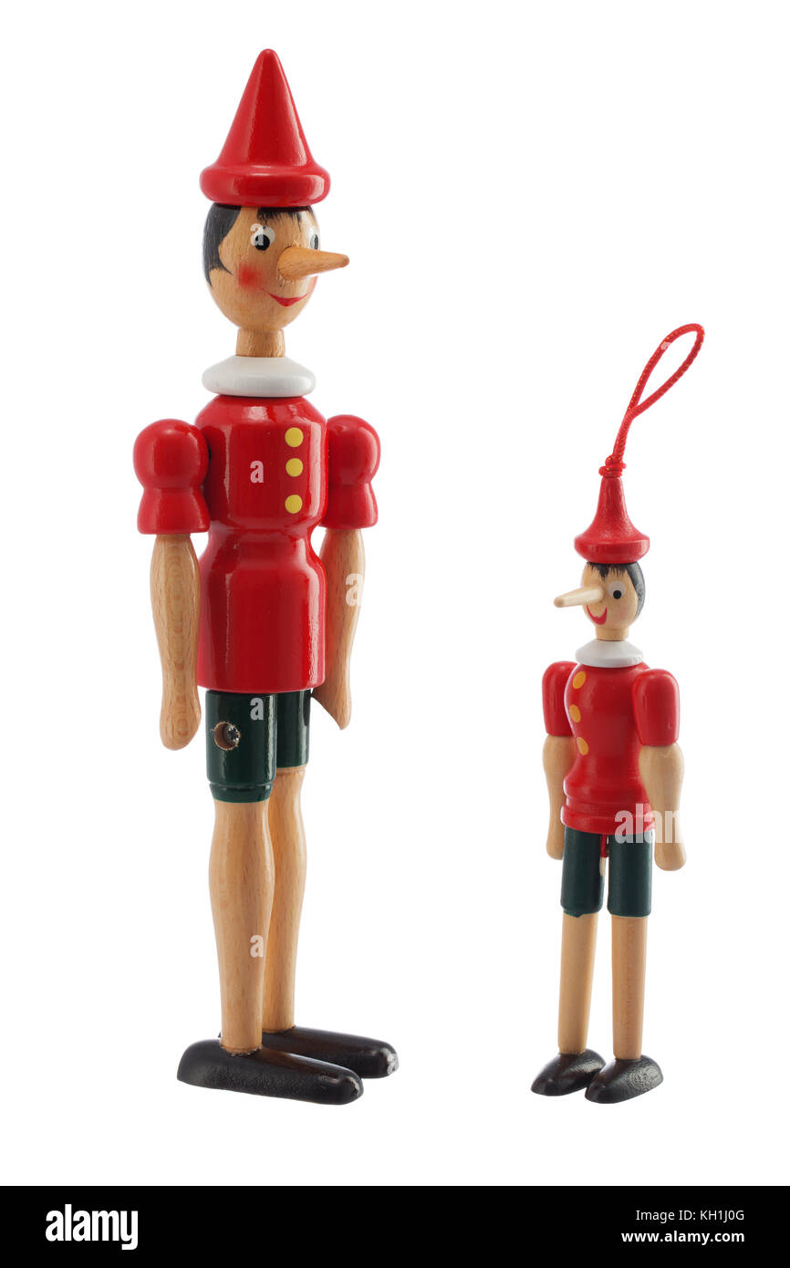 Pinocchio toy statua isolata su sfondo bianco Foto Stock