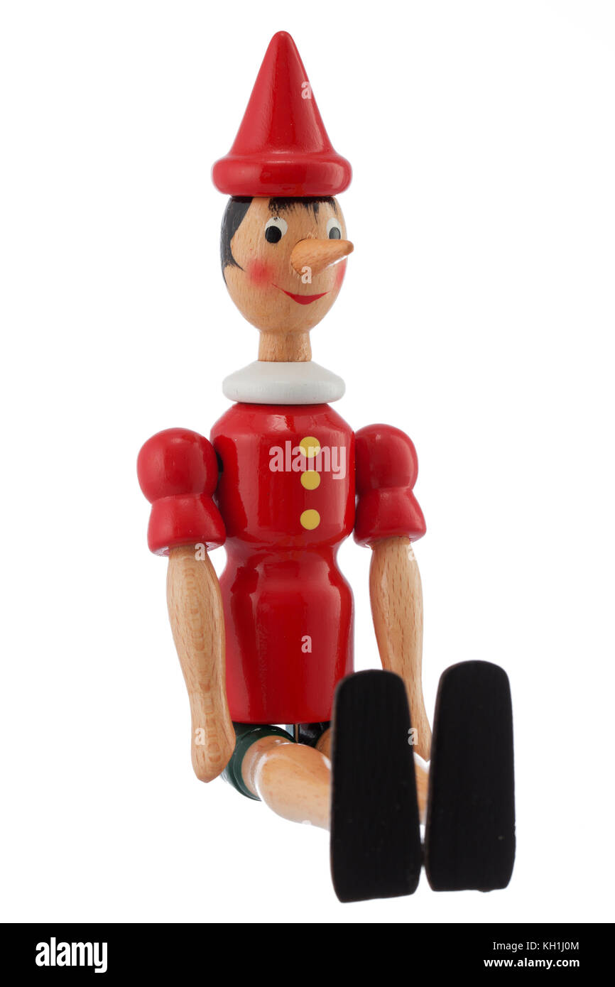 Pinocchio toy statua isolata su sfondo bianco Foto Stock