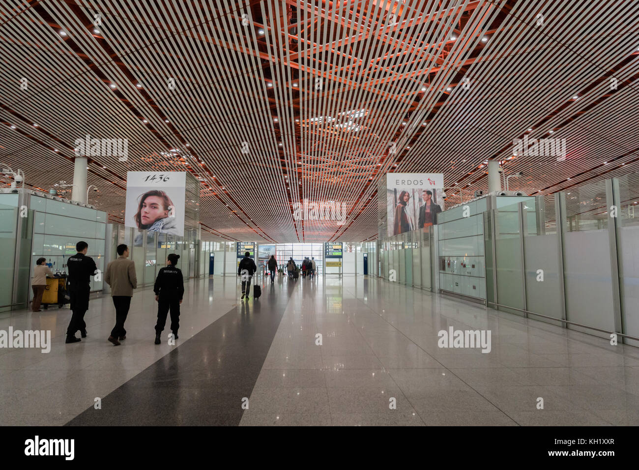 Pechino, Cina - ottobre 2017: Architettura e vista dell'aeroporto internazionale di Pechino capitale in Cina. Foto Stock