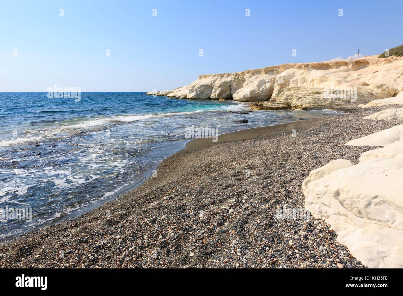 Erosione costiera, la spiaggia del governatore, vicino a Limassol, Cipro Foto Stock