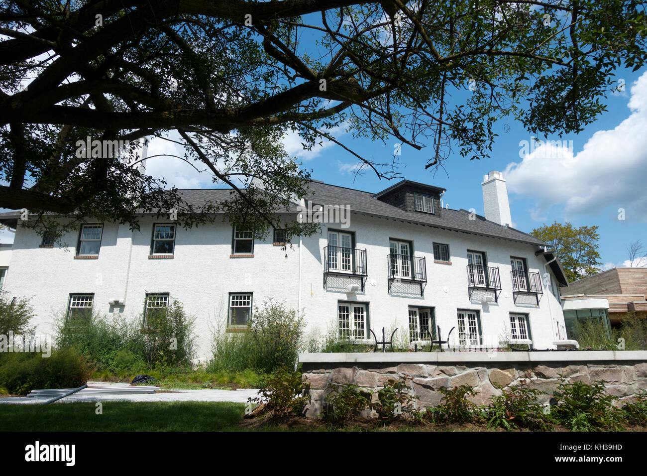 Il recentemente rinnovato e restaurato storico edificio principale dell'ex Guild Inn, ora un matrimonio, sale per riunioni e banchetti complesso in Toronto Ontario Canada Foto Stock