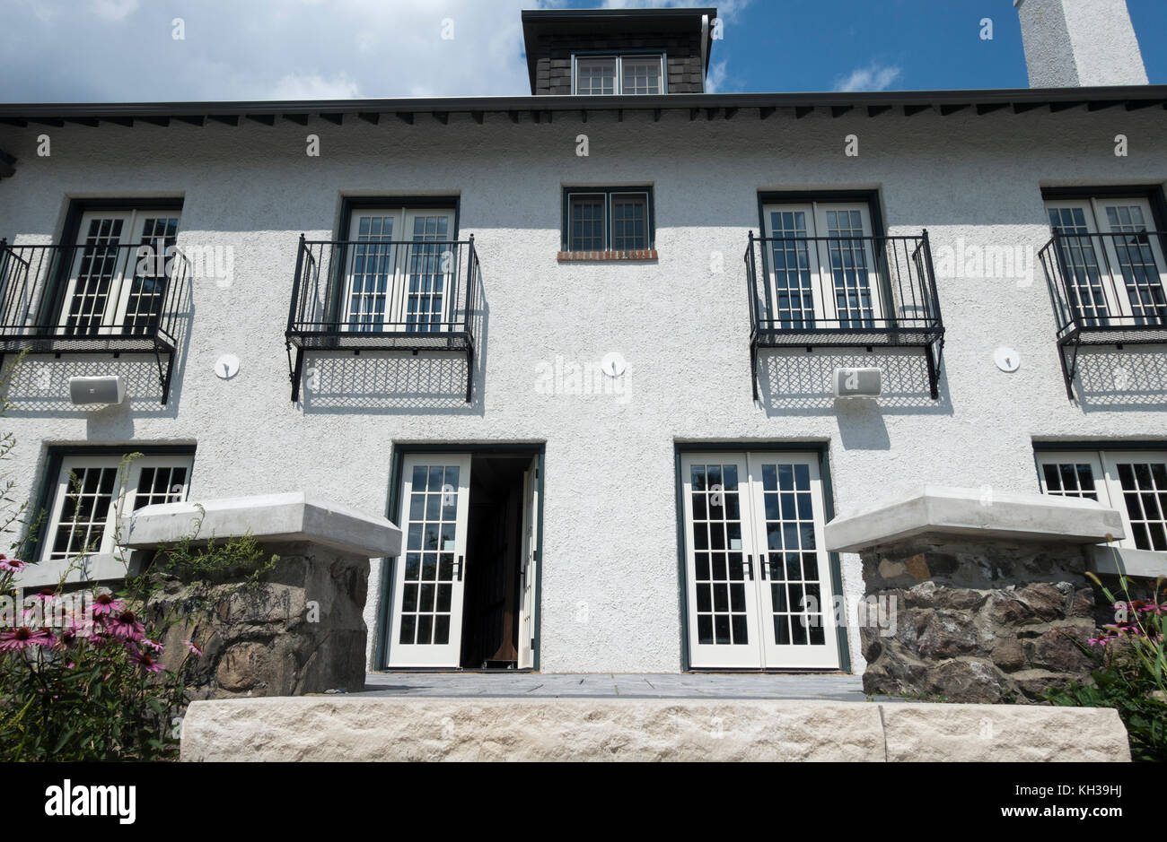 Il recentemente rinnovato e restaurato storico edificio principale dell'ex Guild Inn, ora un matrimonio, sale per riunioni e banchetti complesso in Toronto Ontario Canada Foto Stock