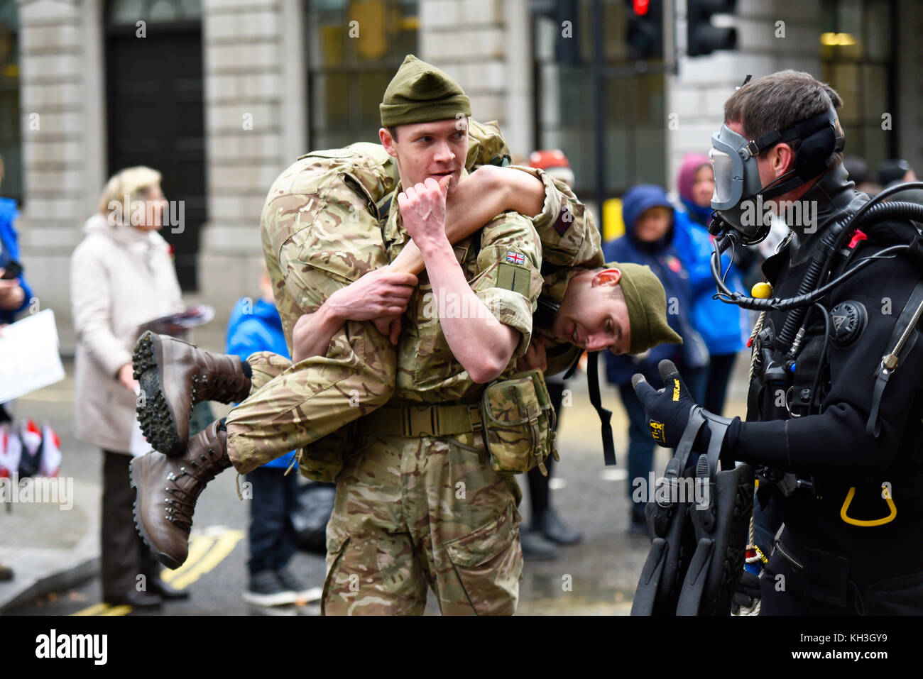 131 Commando Squadron Royal Engineers alla Lord Mayor's Show Procession Parade lungo Cheapside, Londra. Nella City di Londra Foto Stock