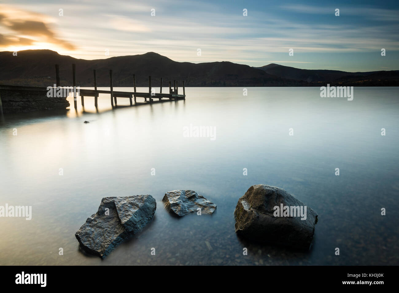 Fotografia paesaggio del famoso molo sulla Derwent Water Near Keswick Foto Stock