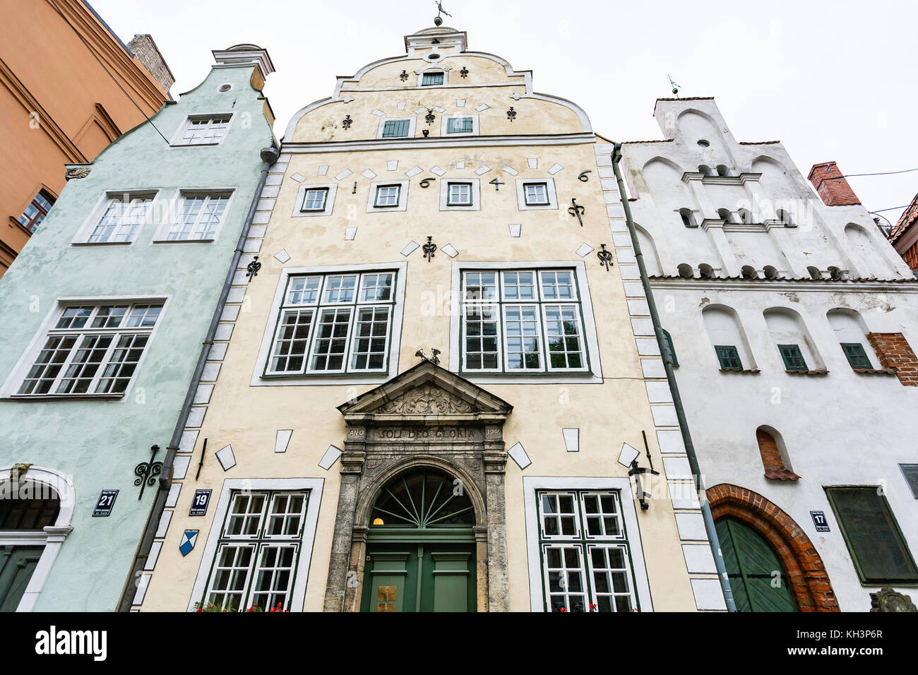 Riga, Lettonia - 3 settembre 2017: facciata di tre fratelli, inizio lo stile rinascimentale case su maza pils iela nella vecchia citta' di riga. riga centro storico ce Foto Stock