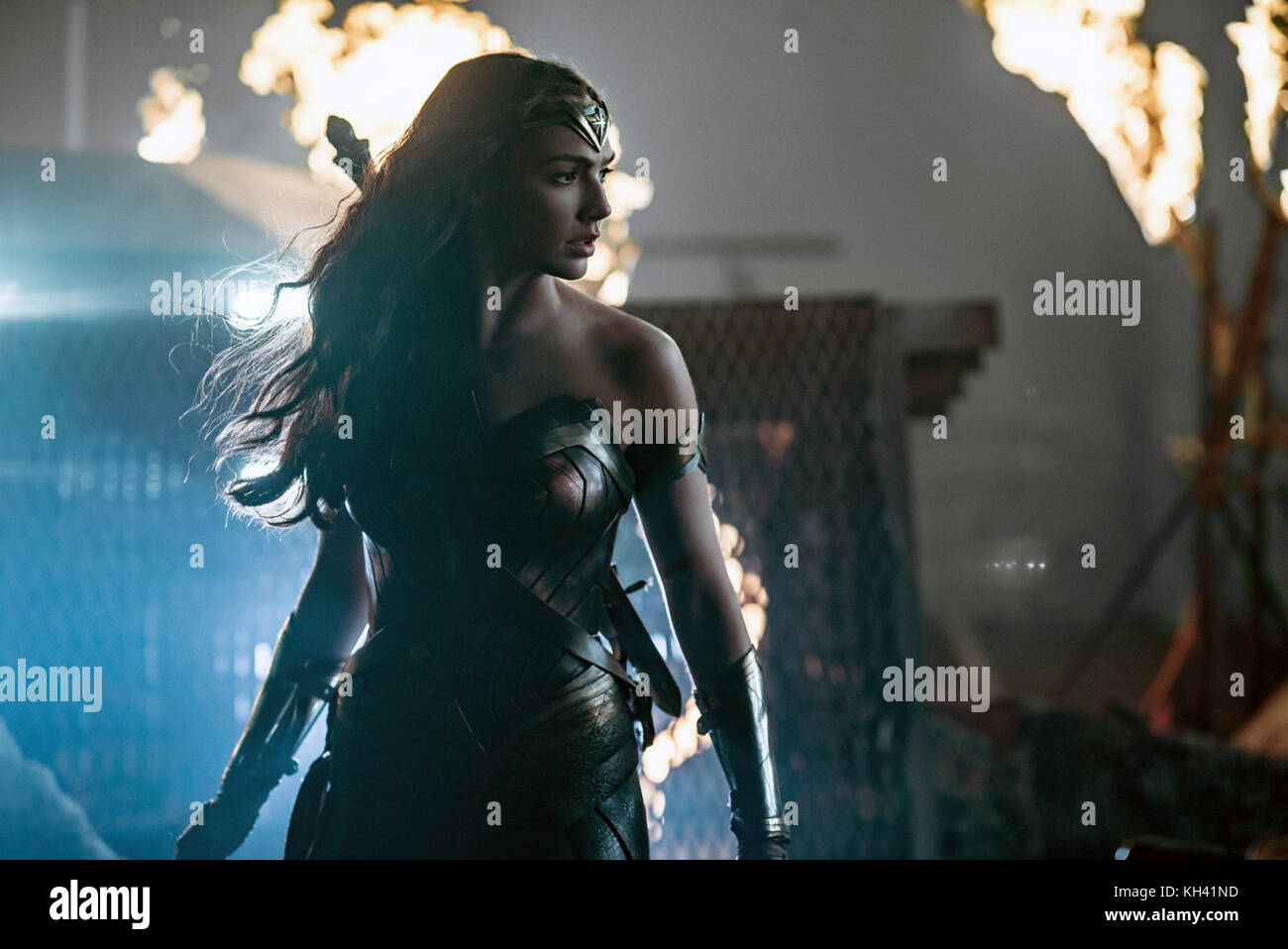 La lega della giustizia è una imminente American film del supereroe basata sul DC Comics team di supereroi dello stesso nome, distribuito da Warner Bros Le foto. Esso è destinato a essere il quinto episodio della estesa DC Universe. Questa fotografia è per il solo uso editoriale ed è il copyright del film company e/o il fotografo assegnato dal film o società di produzione e può essere riprodotto solo da pubblicazioni in congiunzione con la promozione del film di cui sopra. Un credito per il film company è richiesto. Il fotografo deve anche essere accreditato quando noto. Foto Stock