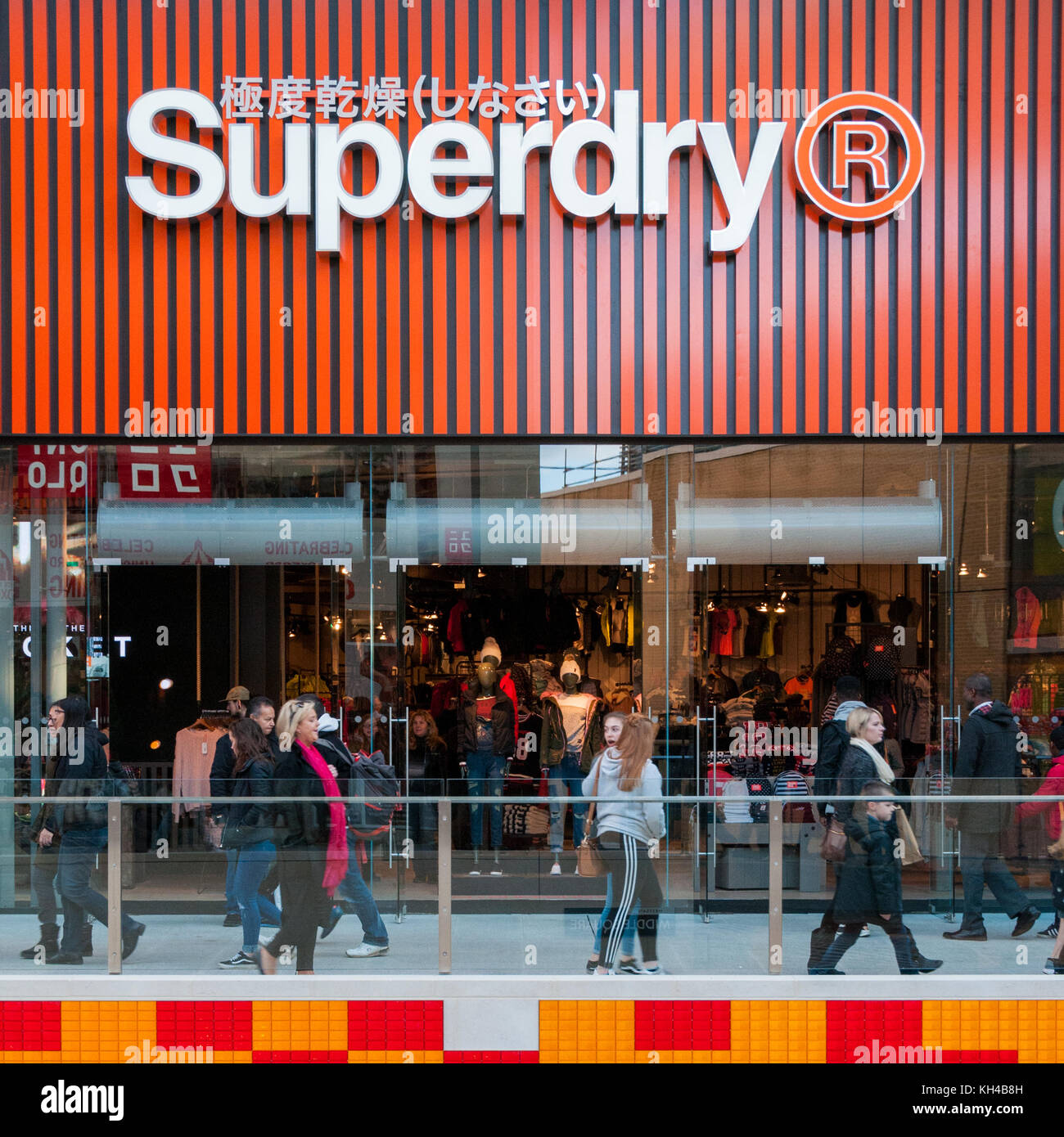 Superdry store, Westgate Shopping Center, Oxford, Regno Unito Foto Stock