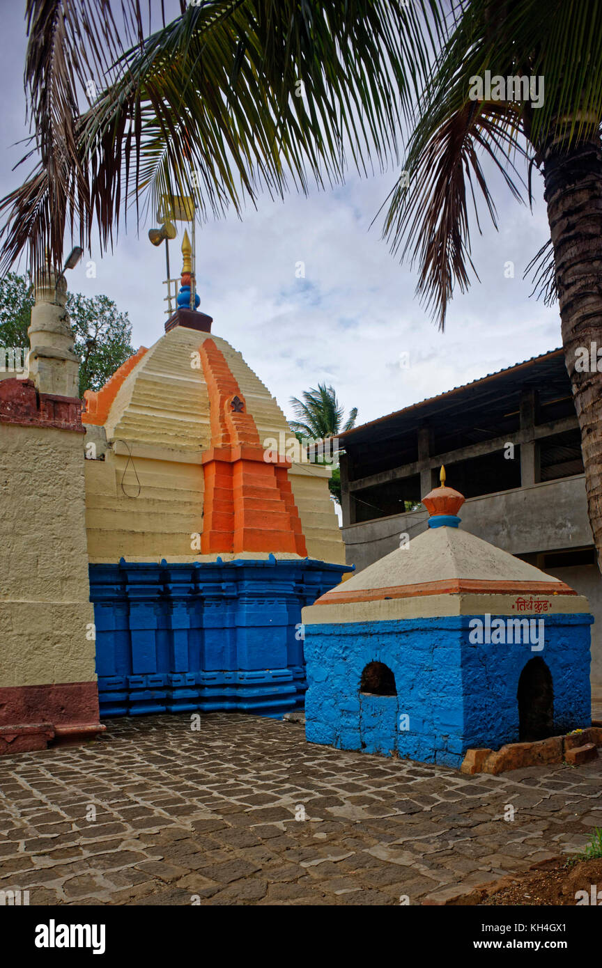 Tirth kund in sangameshwara tempio complesso, sangli, Maharashtra, India, Asia Foto Stock