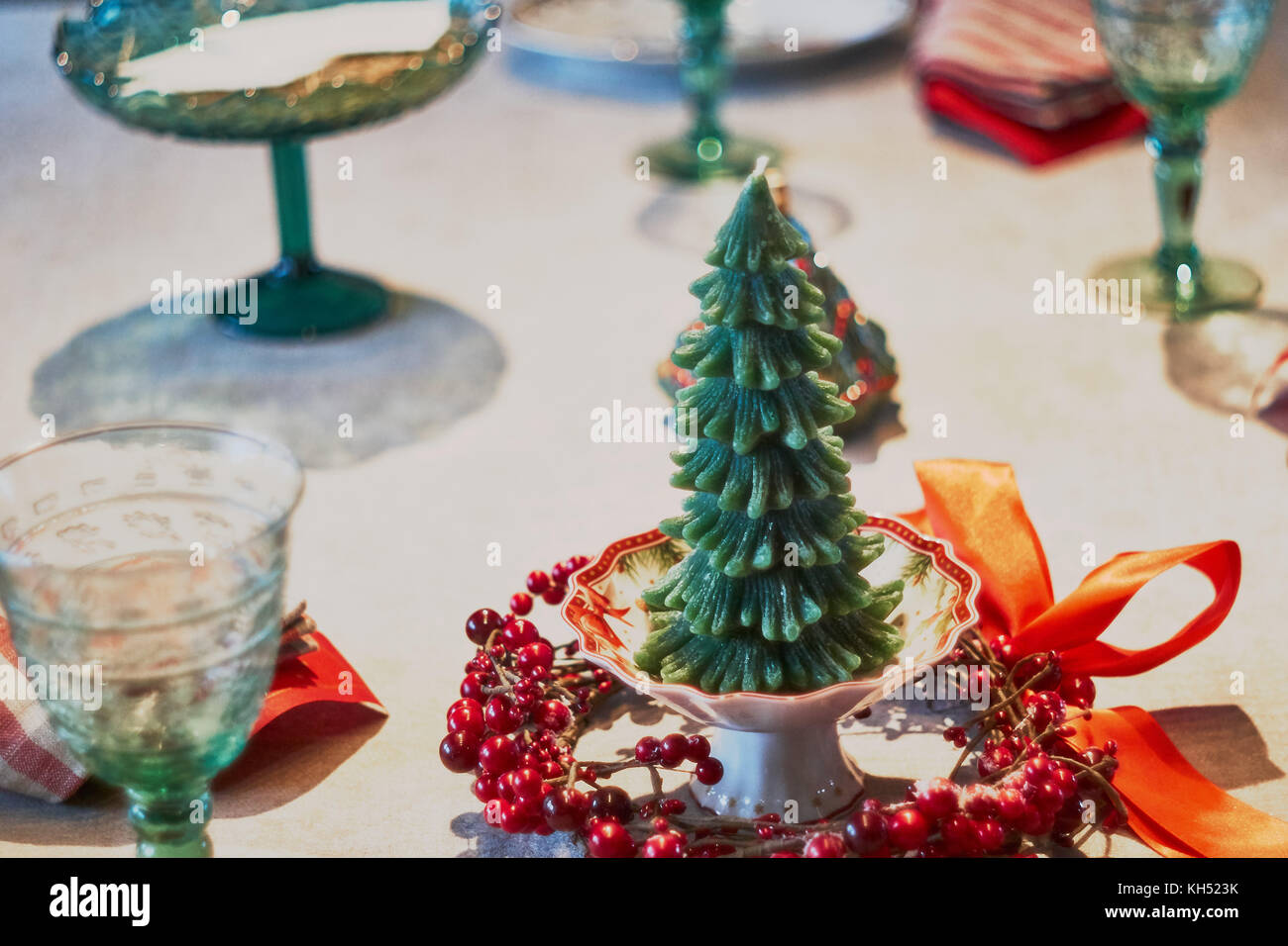 Decorazione dell'albero di Natale del tavolo di Natale. Foto Stock
