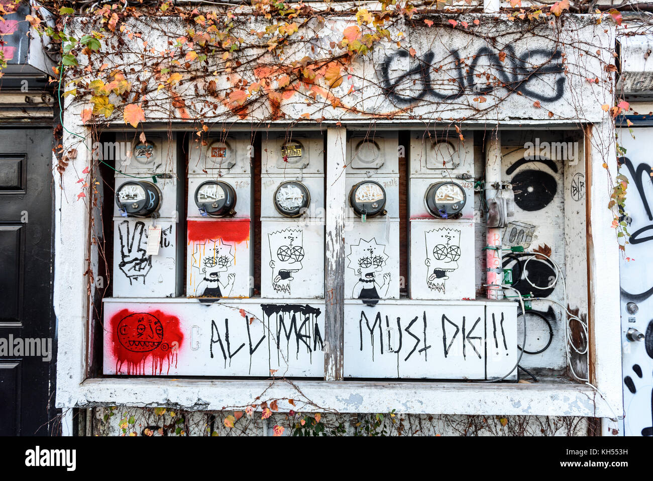 Los Angeles, Stati Uniti d'America - 14 Giugno: il muro graffiti sulle strade di West Los Angeles, CA il 14 giugno 2015. Foto Stock