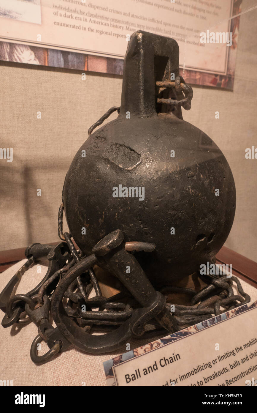 Una schiavitù era la sfera e la catena usata per immobilizzare gli schiavi, il Museo Nazionale della Guerra Civile, Lincoln Circle, Harrisburg, PA, Stati Uniti Foto Stock